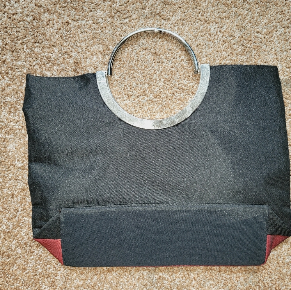 Handbag - Picture 2 of 4